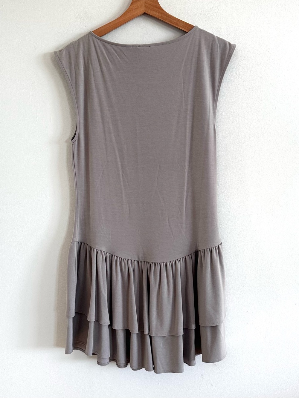 Wilfred Aritzia Goodlux Bloomsbury Dress in Moon-dust grey size Large - Picture 5 of 8